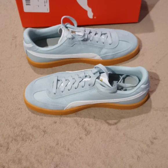 Puma Light Blue Sneakers with Gum Sole - Picture 4 of 6